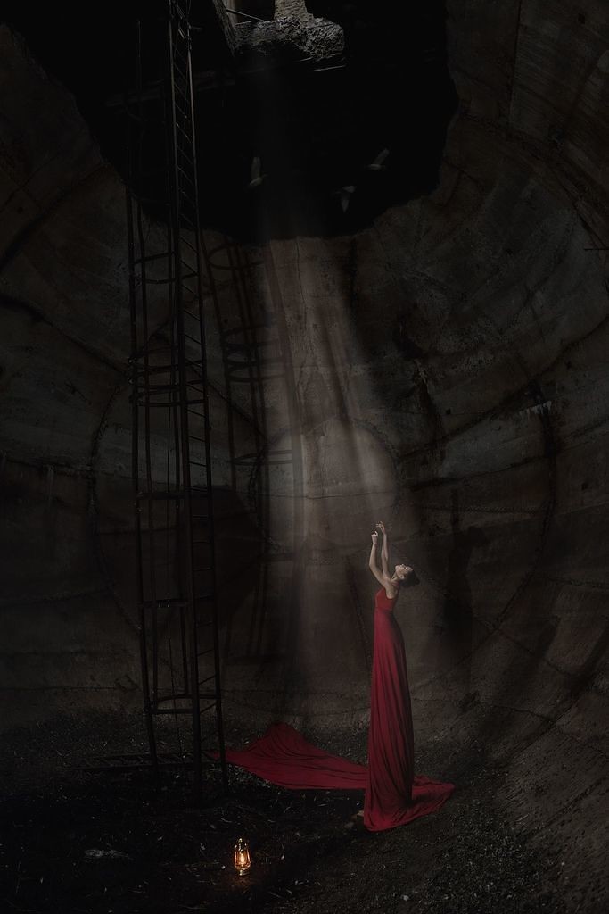 The woman in red, part III