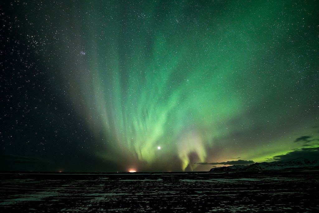 Northern light at Sólheimasandur (Western view)